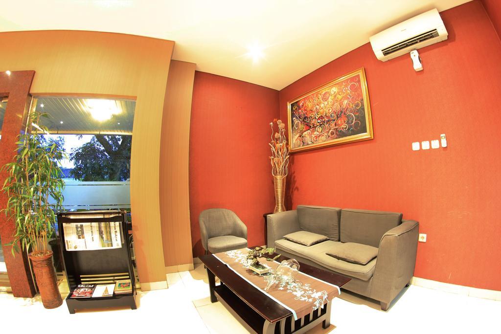 Sutan Raja Guest House Bandung Exteriér fotografie